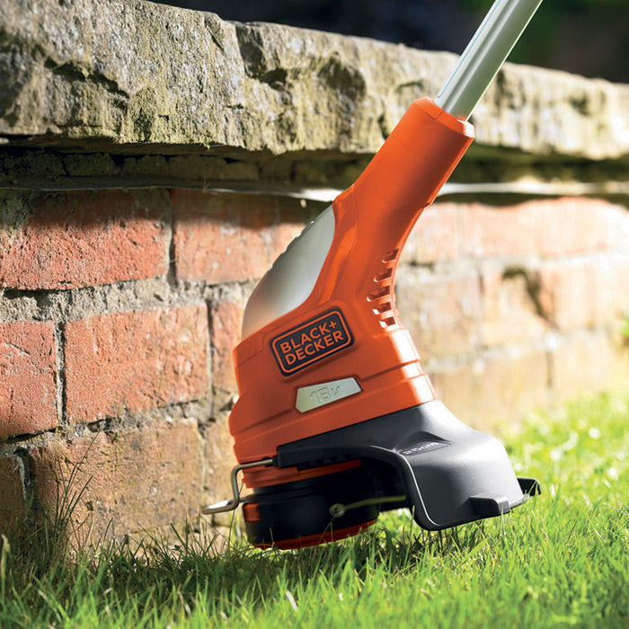 BLACK+DECKER Coupe-bordures sans fil 23cm 18V batterie 2Ah GLC1823L20-QW