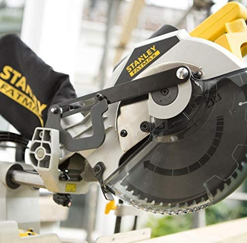 STANLEY FATMAX Scie à onglet radiale filaire 2000W 255mm FME720-QS