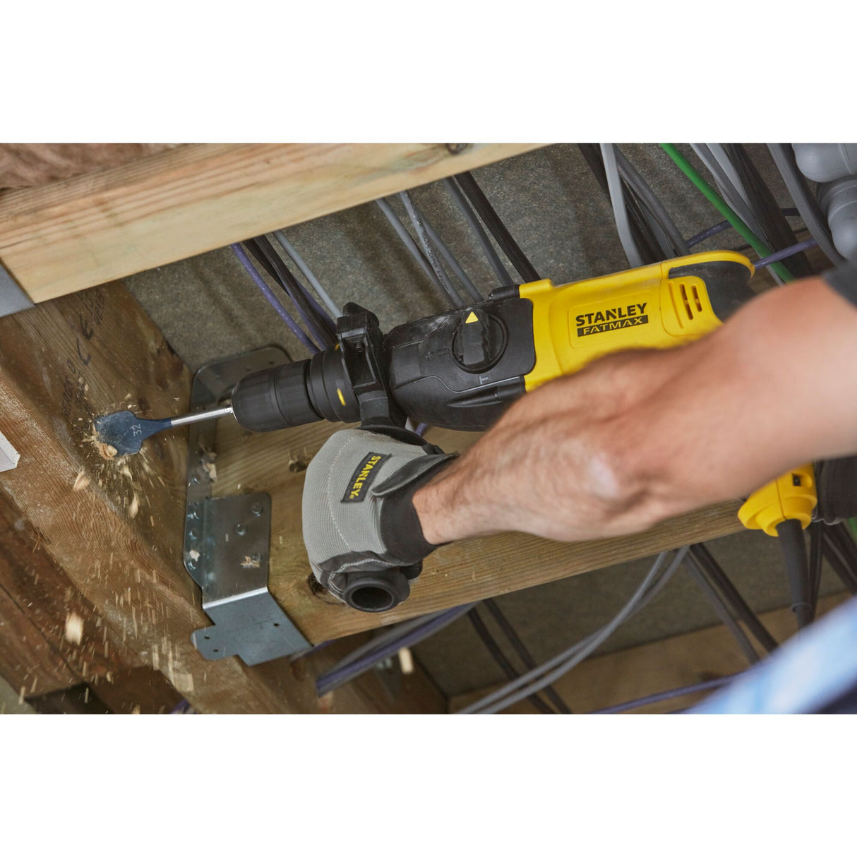 STANLEY FATMAX Perforateur filaire 800W 2,4J SDS+ SFMEH210K-QS